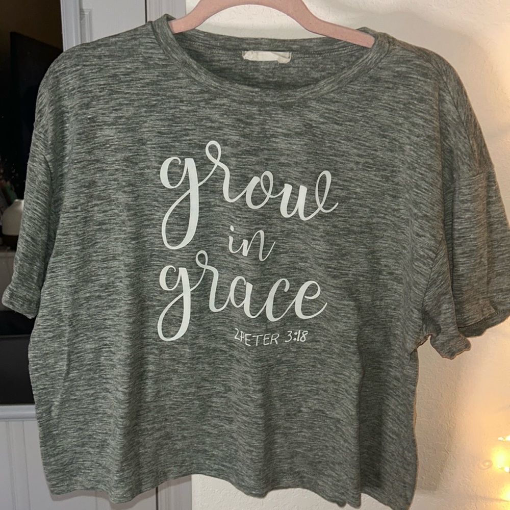 Gray, Large, Grow In God's Grace 2 Peter 3:18 Women’s T-shirt Alter’d State